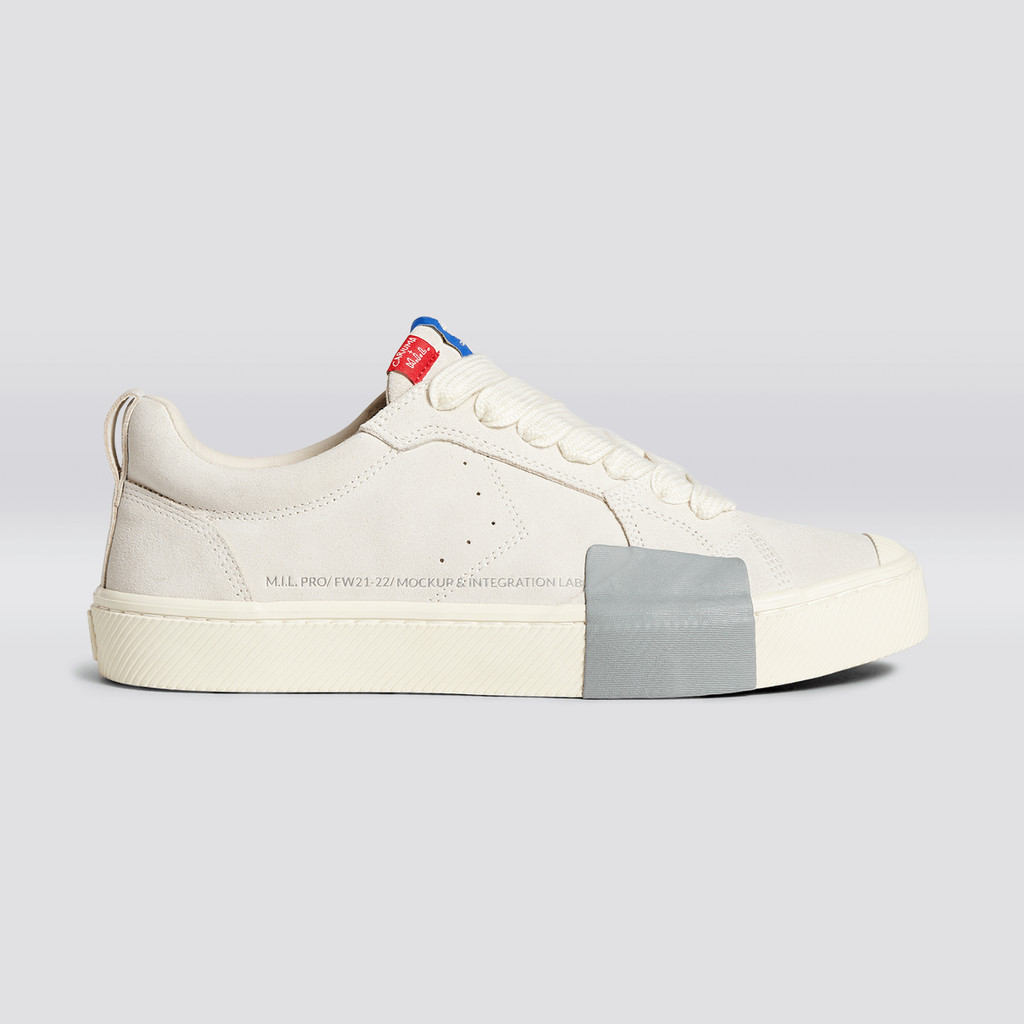 OCA LOW ανδρικα Cariuma Low Top Suede Off-White Vintage | 2134GSYOI